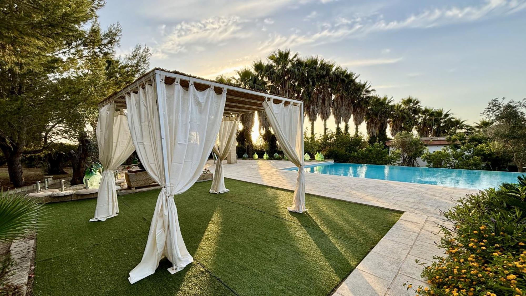 White Pool 7P Matino - Gallipoli Exterior foto